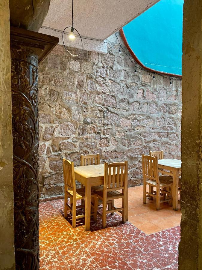Bed and Breakfast Casa Aura Морелия Экстерьер фото
