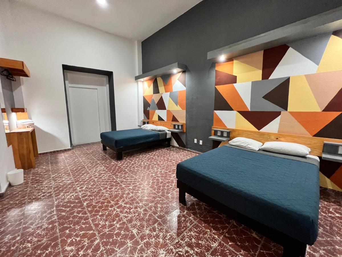 Bed and Breakfast Casa Aura Морелия Экстерьер фото