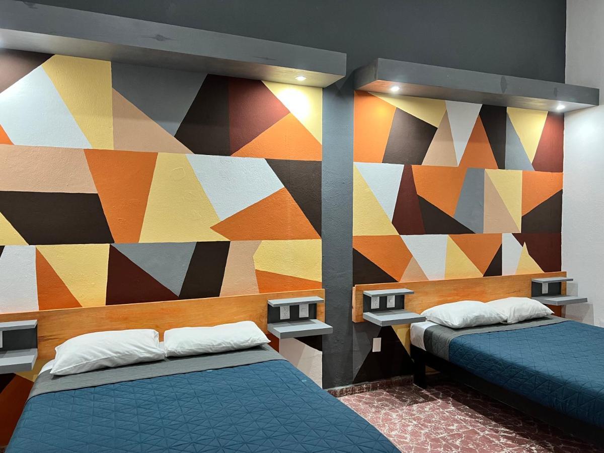 Bed and Breakfast Casa Aura Морелия Экстерьер фото